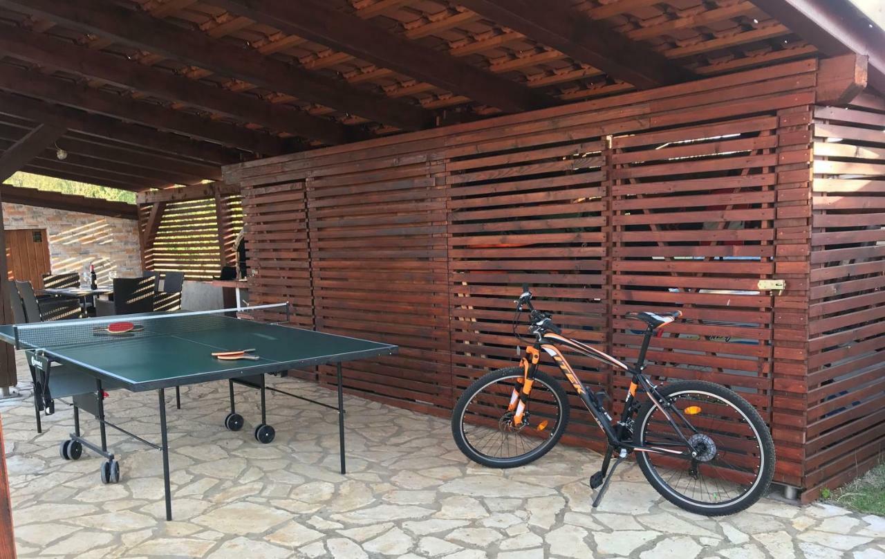 Villa Daisy Tar-Vabriga Exteriör bild
